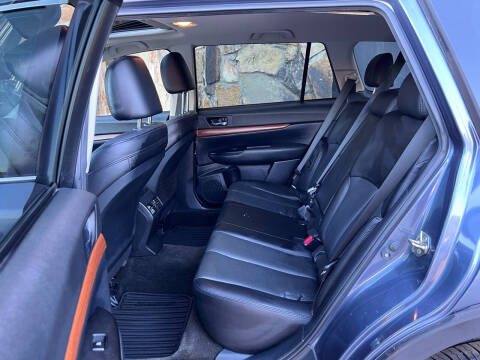 2014 Subaru Outback 2.5i Limited