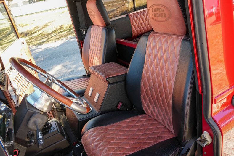 1991 Land Rover Defender
