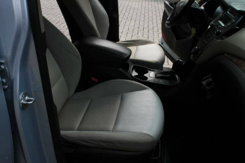 2013 Hyundai Santa Fe GLS
