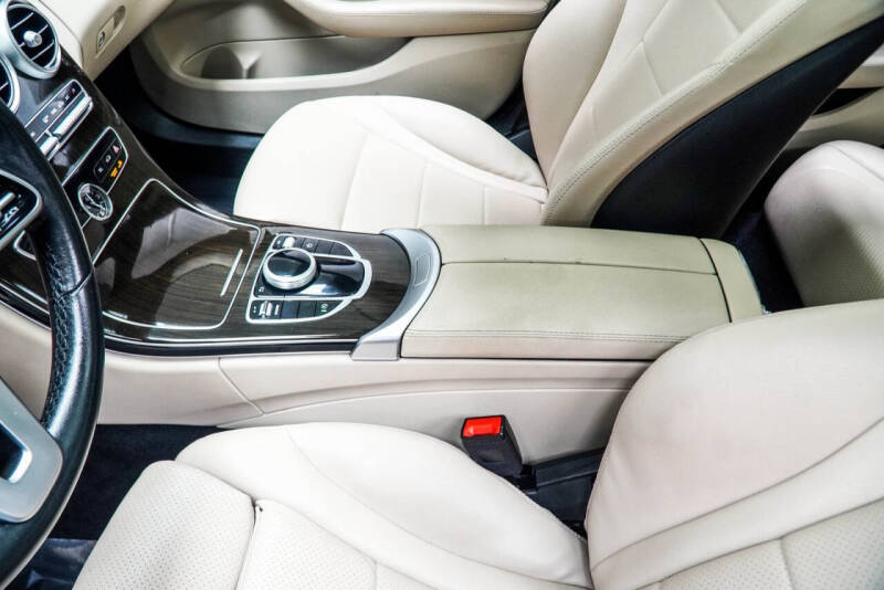 2020 Mercedes-Benz C-Class C 300