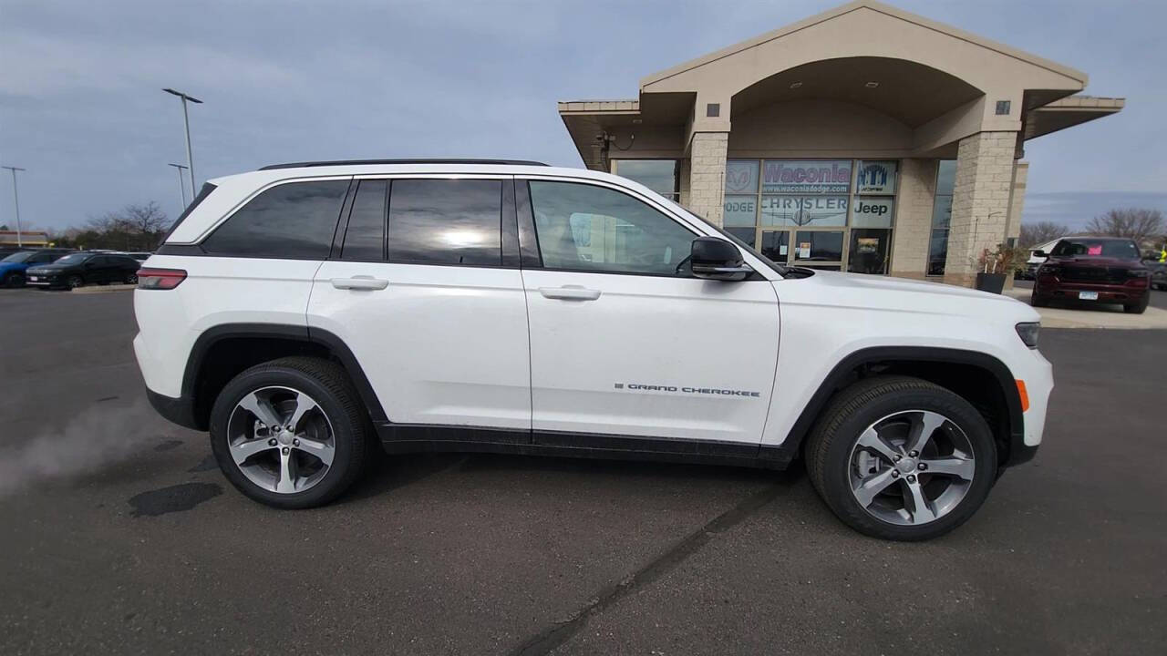 2024 Jeep Grand Cherokee for sale at Victoria Auto Sales in Victoria, MN