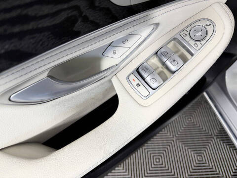 2016 Mercedes-Benz C-Class