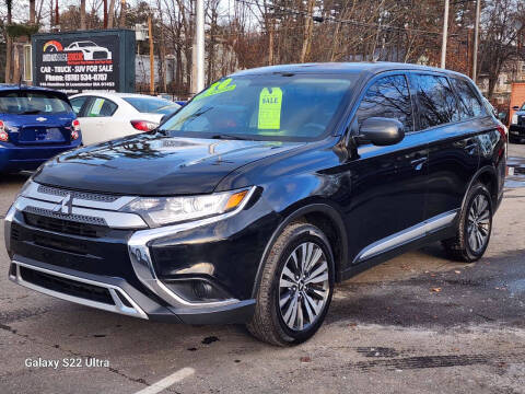 2020 Mitsubishi Outlander for sale at United Auto Sales & Service Inc in Leominster MA