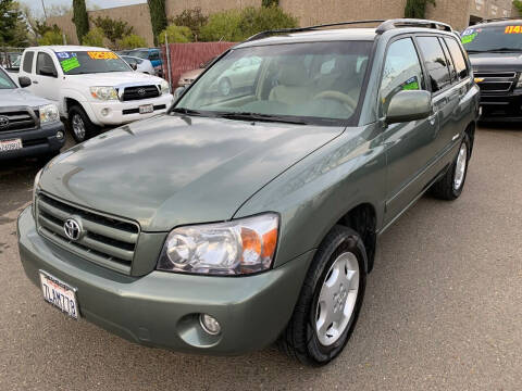2006 Toyota Highlander for sale at C. H. Auto Sales in Citrus Heights CA