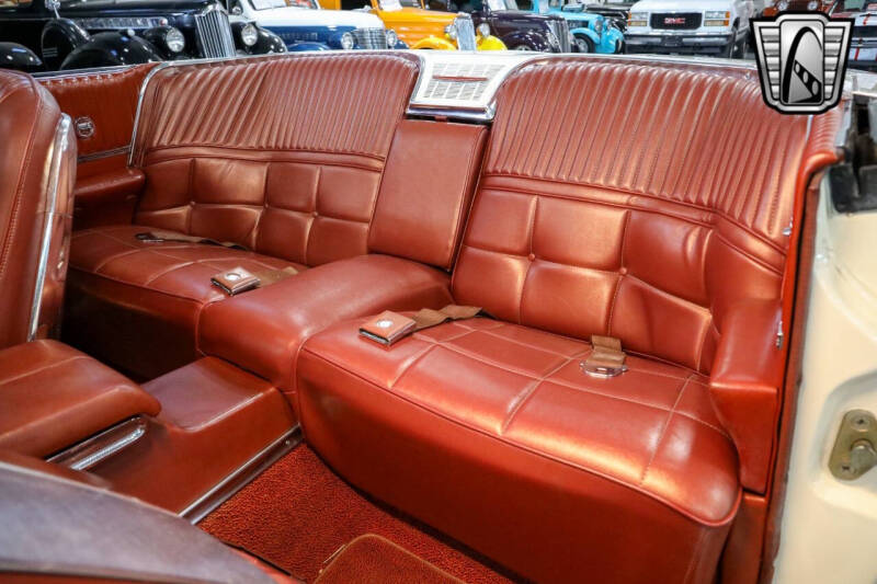 1966 Ford Thunderbird