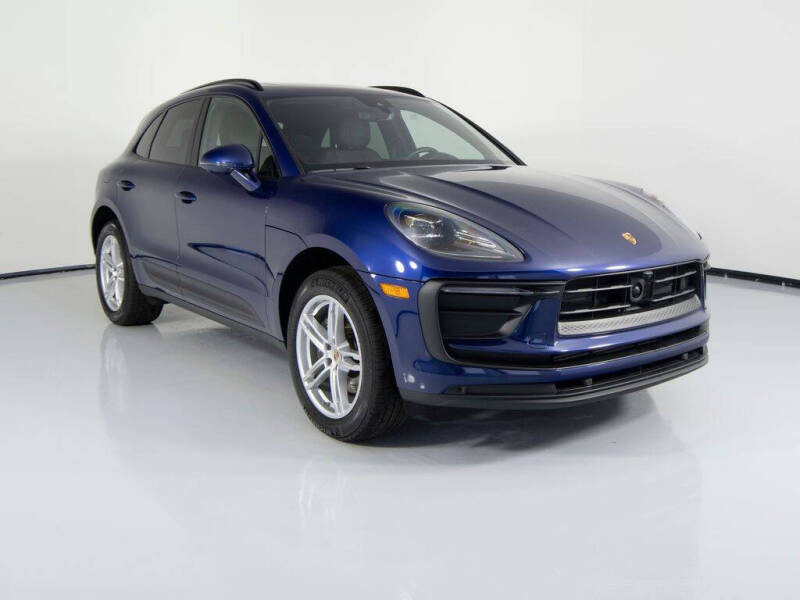 2025 Porsche Macan
