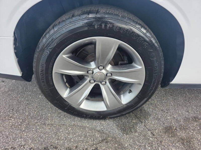 2015 Dodge Challenger SXT