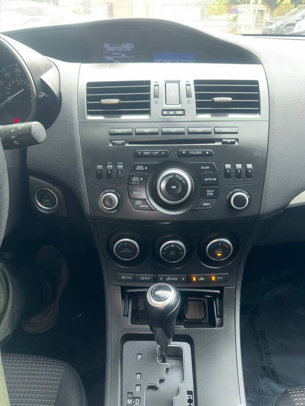2013 Mazda MAZDA3 i Touring