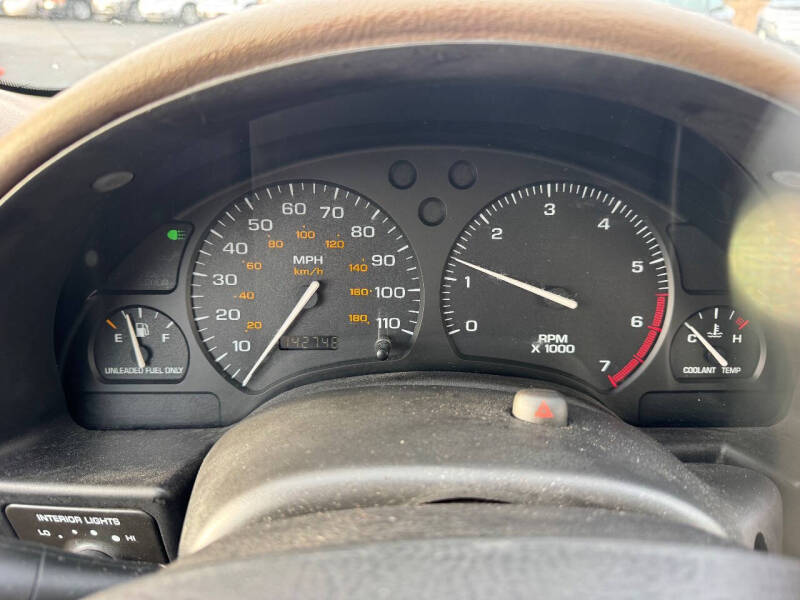 1999 Saturn S-Series SW1