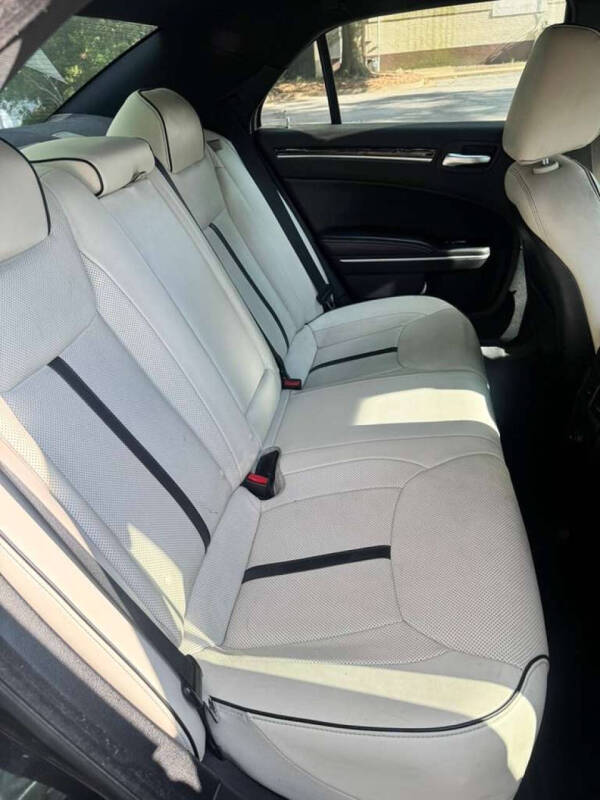 2014 Chrysler 300