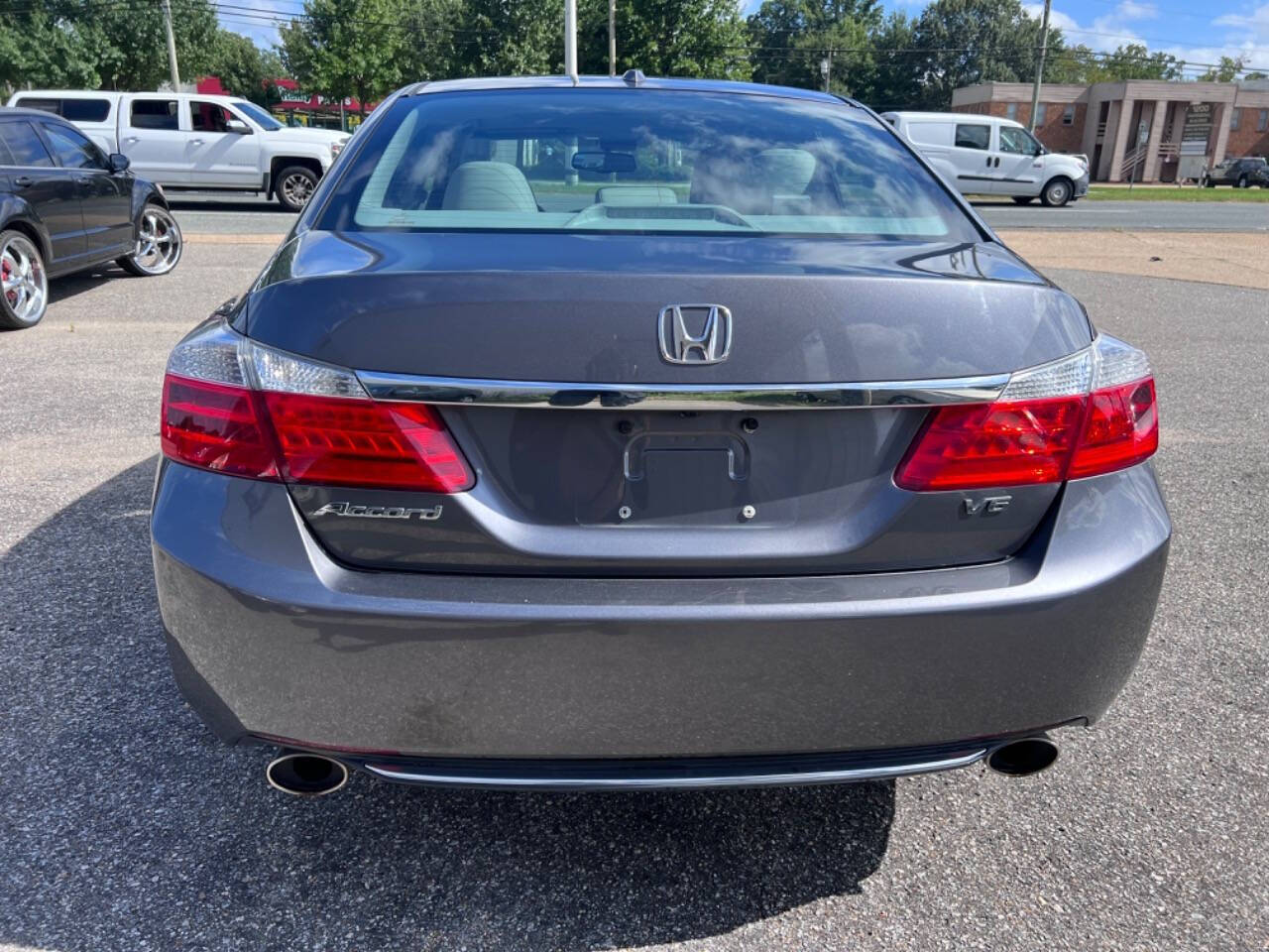 2013 Honda Accord for sale at CAR FARMER & SALES in Chesapeake, VA