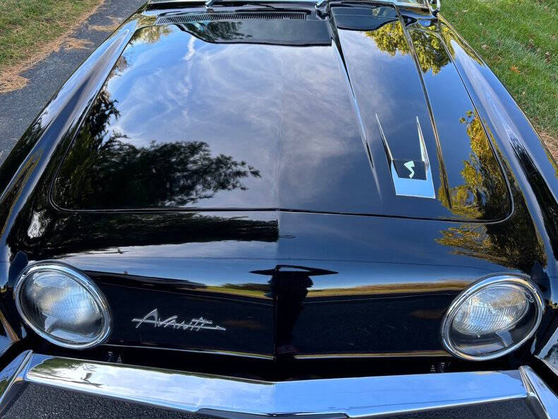 1963 Studebaker Avanti