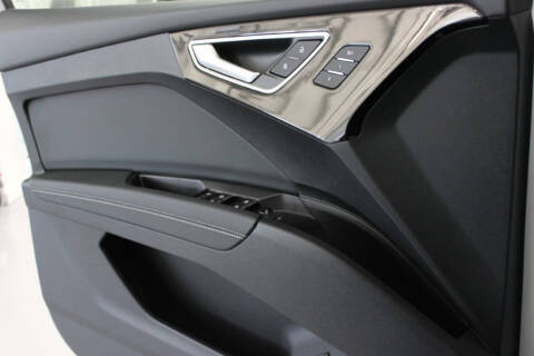 2023 Audi Q4 e-tron quattro Premium Plus 50
