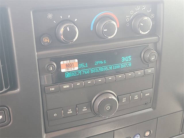 2025 Chevrolet Express 2500