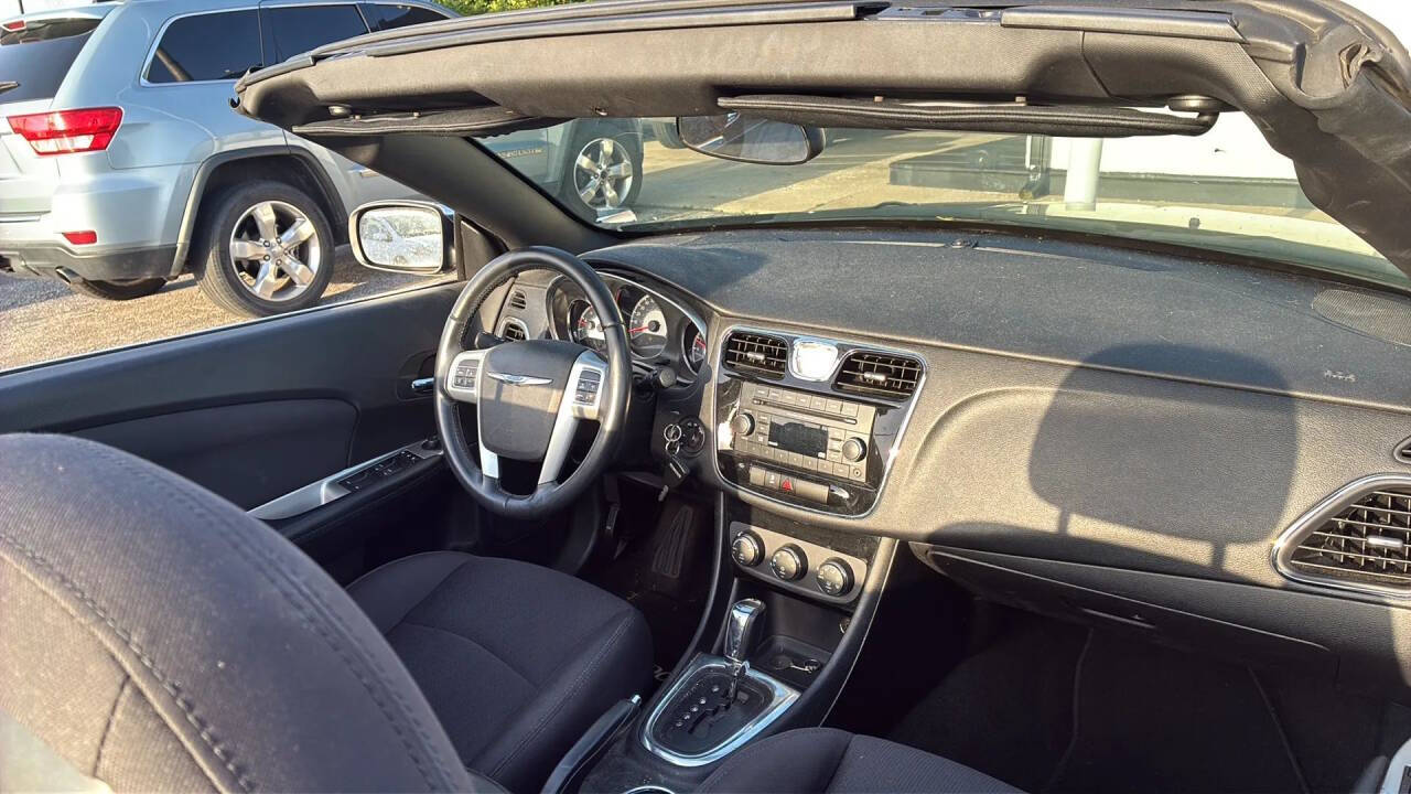 2013 Chrysler 200 Touring Convertible Touring 2dr Convertible 3