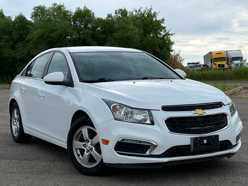 2015 Chevrolet Cruze for sale at Direct Auto Sales LLC in Osseo MN