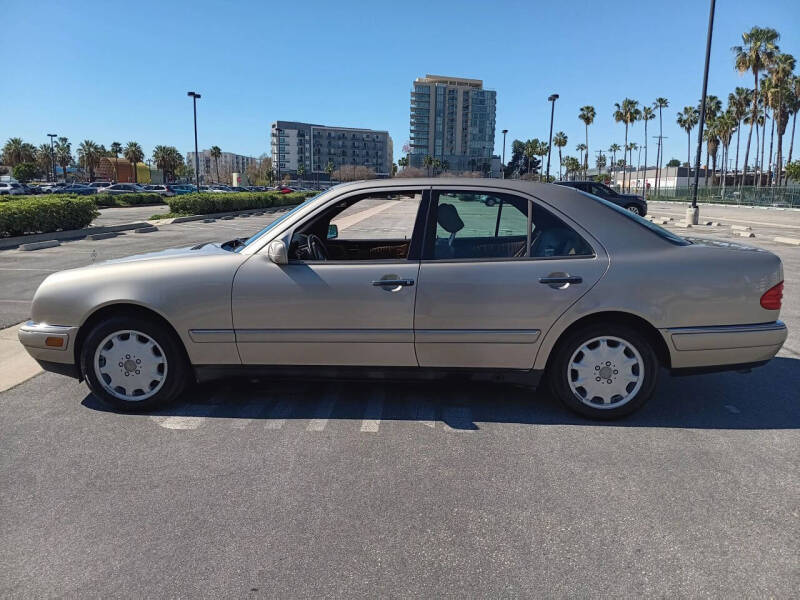 1998 Mercedes-Benz E-Class E 320