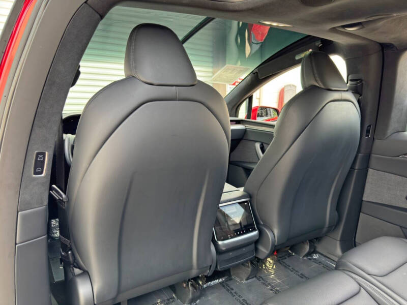 2023 Tesla Model X Standard Range