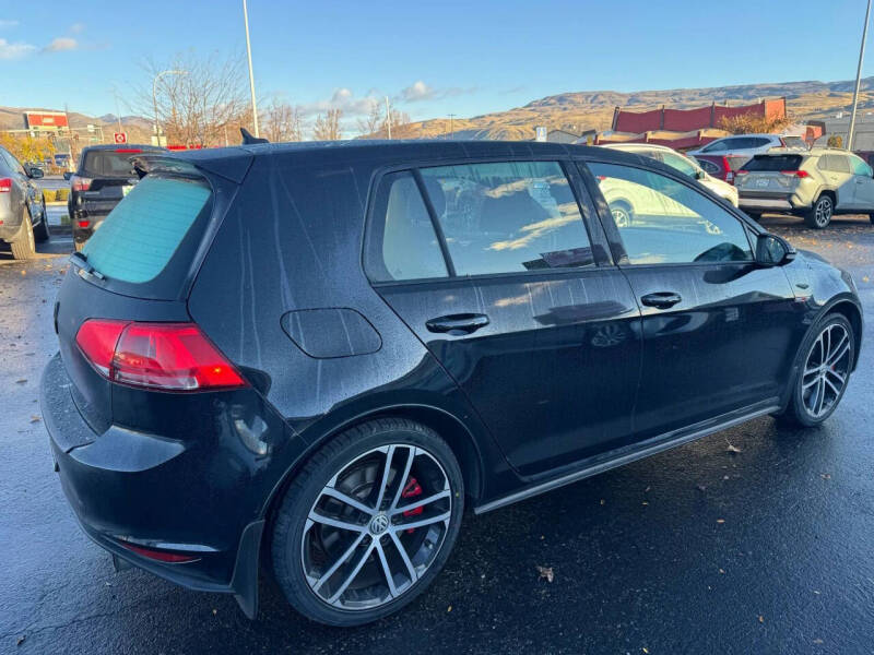 2017 Volkswagen Golf GTI