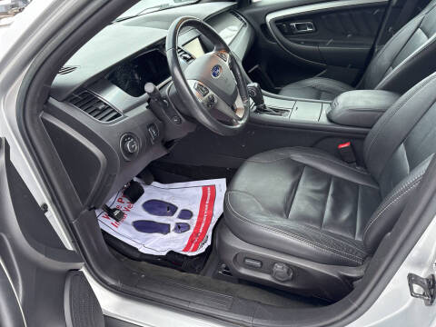 2014 Ford Taurus SEL