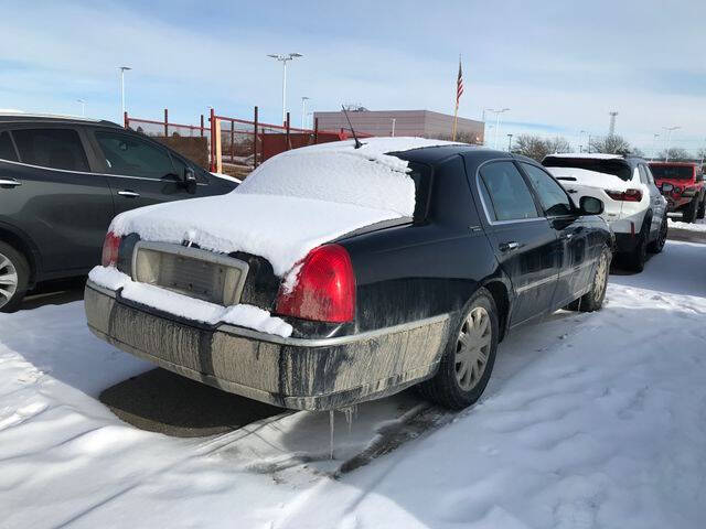 2011 Lincoln Town Car