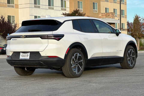 2026 Chevrolet Equinox EV LT 1