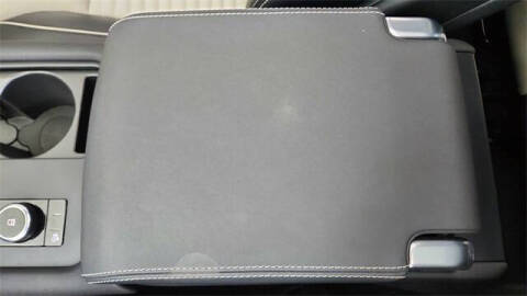 2024 Land Rover Discovery P300 Dynamic SE