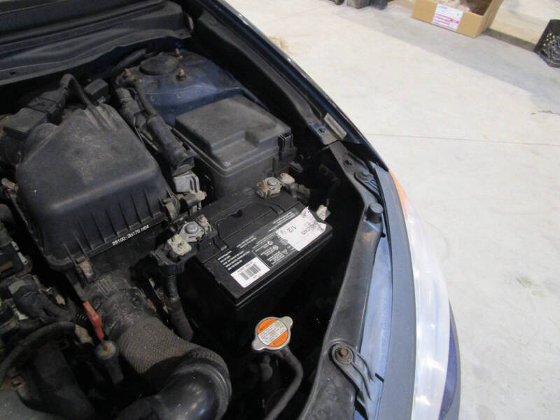 2010 Hyundai Elantra Blue