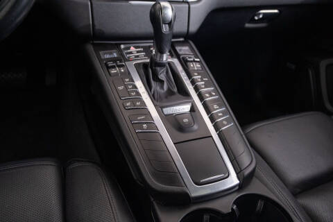 2017 Porsche Macan S