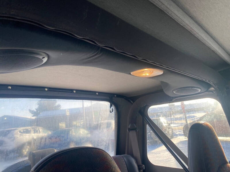 2000 Jeep Wrangler Sport