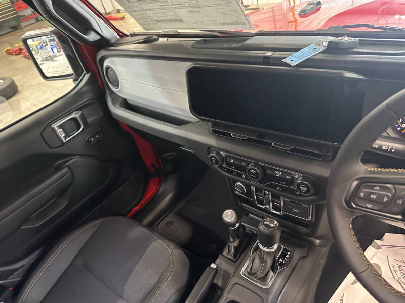 2026 Jeep Wrangler Sport RHD