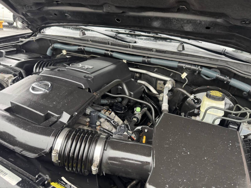 2009 Nissan Frontier SE V6