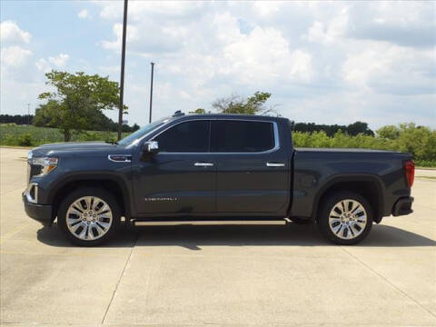 2020 GMC Sierra 1500 for sale at LANDMARK OF TAYLORVILLE in Taylorville IL