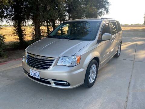 2013 Chrysler Town and Country for sale at Gold Rush Auto Wholesale in Sanger CA