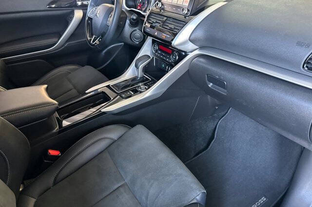 2025 Mitsubishi Eclipse Cross SE