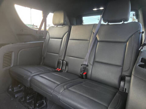 2024 Chevrolet Suburban LT