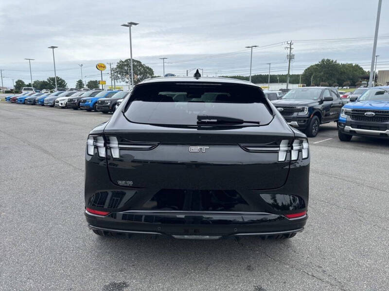 2022 Ford Mustang Mach-E GT