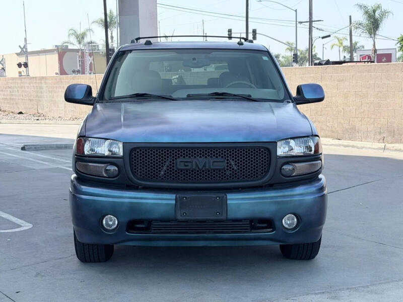 2005 GMC Yukon XL Denali