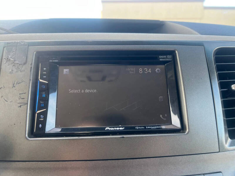 2011 Toyota Sienna LE 7-Passenger