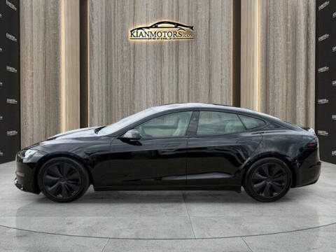 2023 Tesla Model S Standard Range
