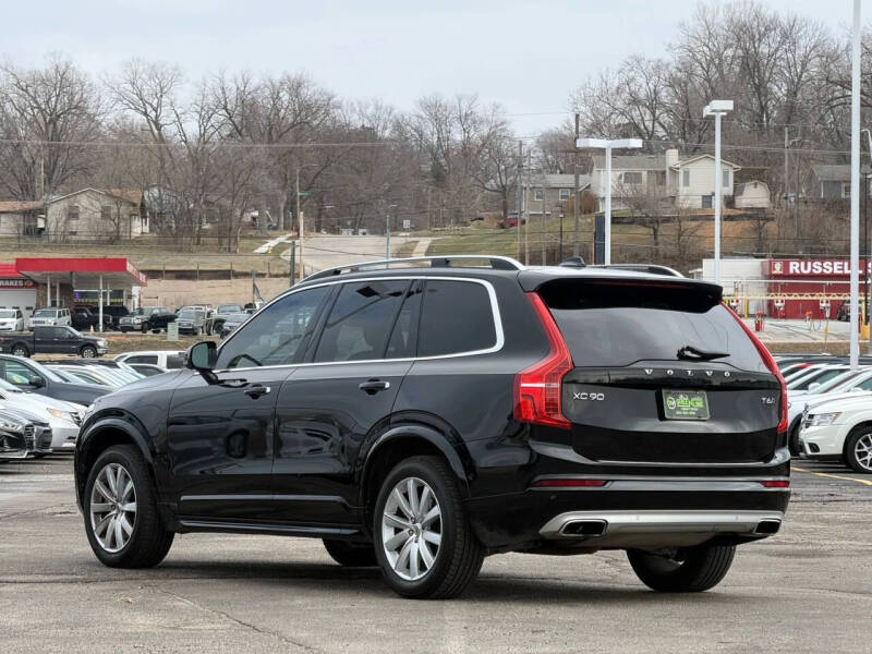 2018 Volvo XC90 T6 Momentum