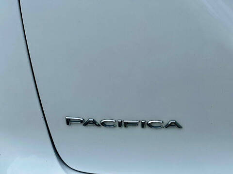 2017 Chrysler Pacifica LX