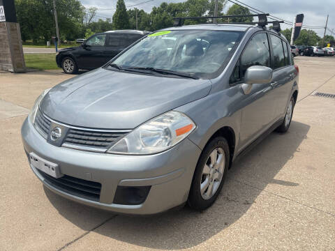 2009 Nissan Versa 1.8 SL FE+