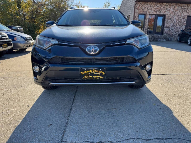 2017 Toyota RAV4 Hybrid XLE