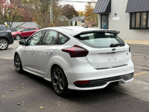 2017 Ford Focus ST