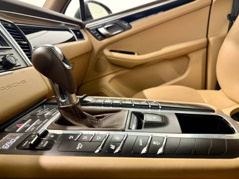 2016 Porsche Macan S