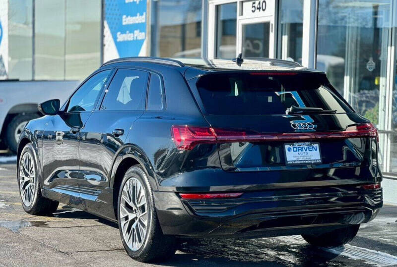 2024 Audi Q8 e-tron quattro Prestige