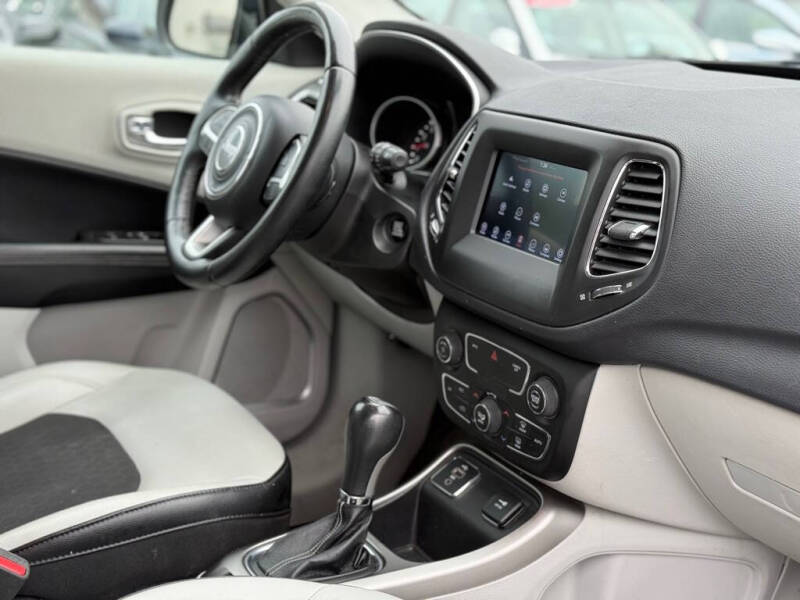 2017 Jeep Compass Latitude