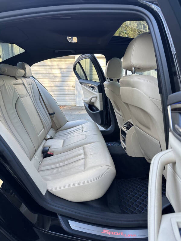 2017 BMW 5 Series 530i