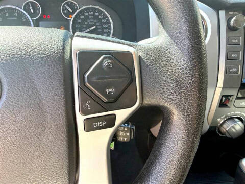 2017 Toyota Tundra SR5